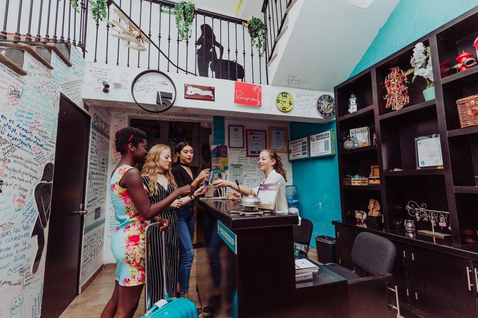 Hostal El Armario 레온 외부 사진